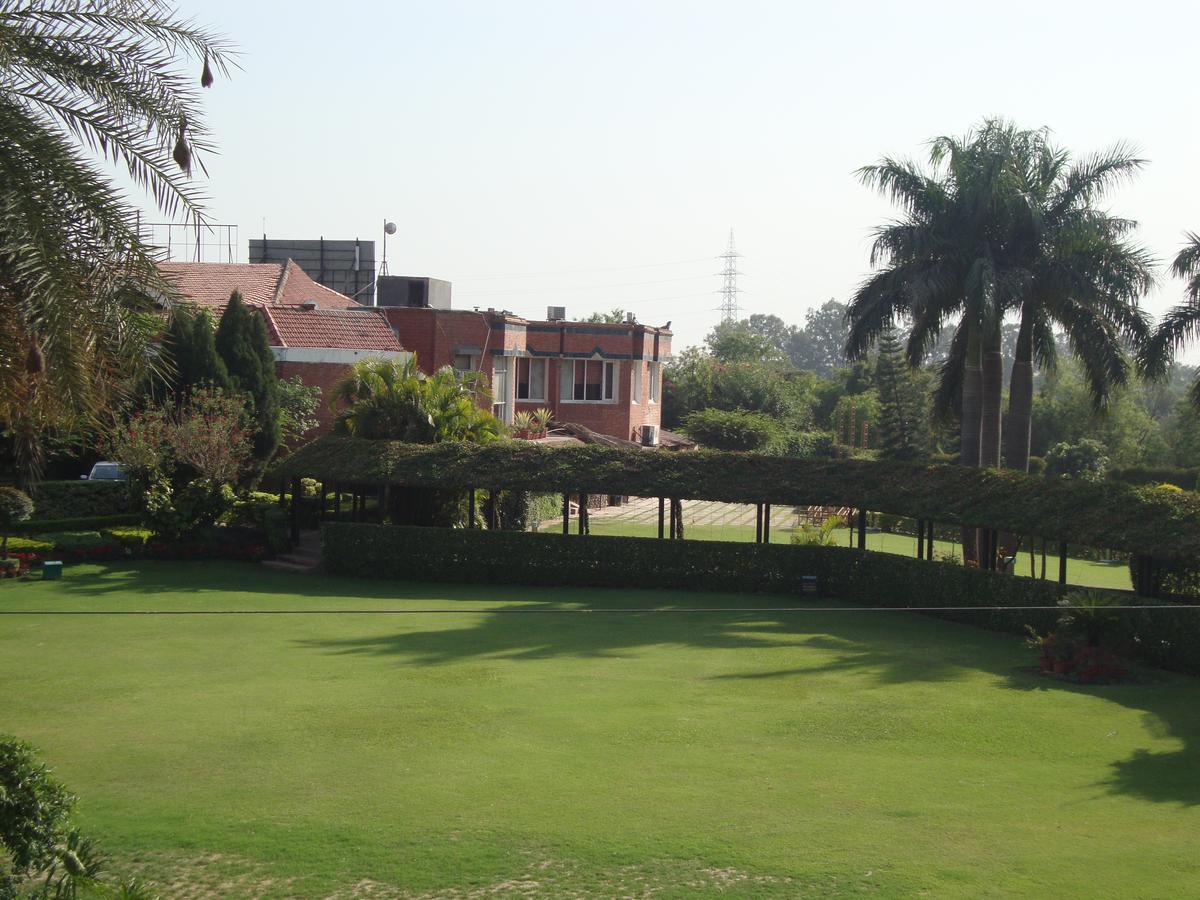Hotel North Park Panchkula Luaran gambar