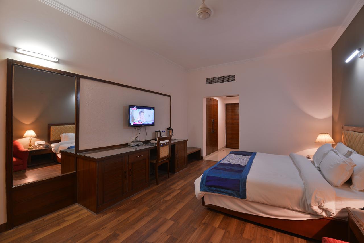 Hotel North Park Panchkula Luaran gambar